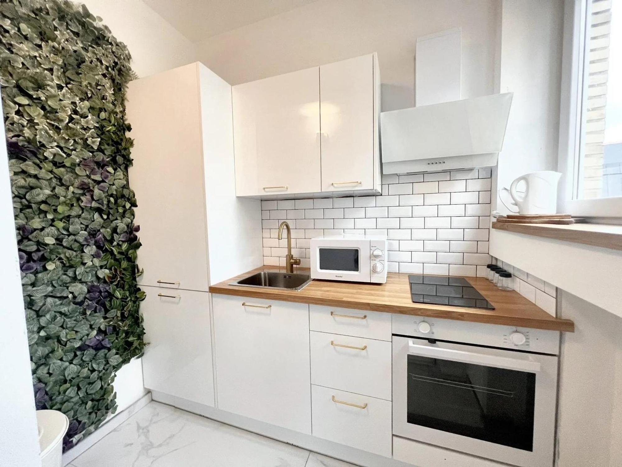 Comfortable Studio In Brussels 35M² Terrace With Bbq Bagian luar foto